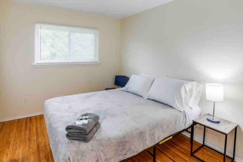 Amazing Ranch Mins Away From Airprt/Rit/Dwtn/Uofr Apartamento Rochester Exterior foto