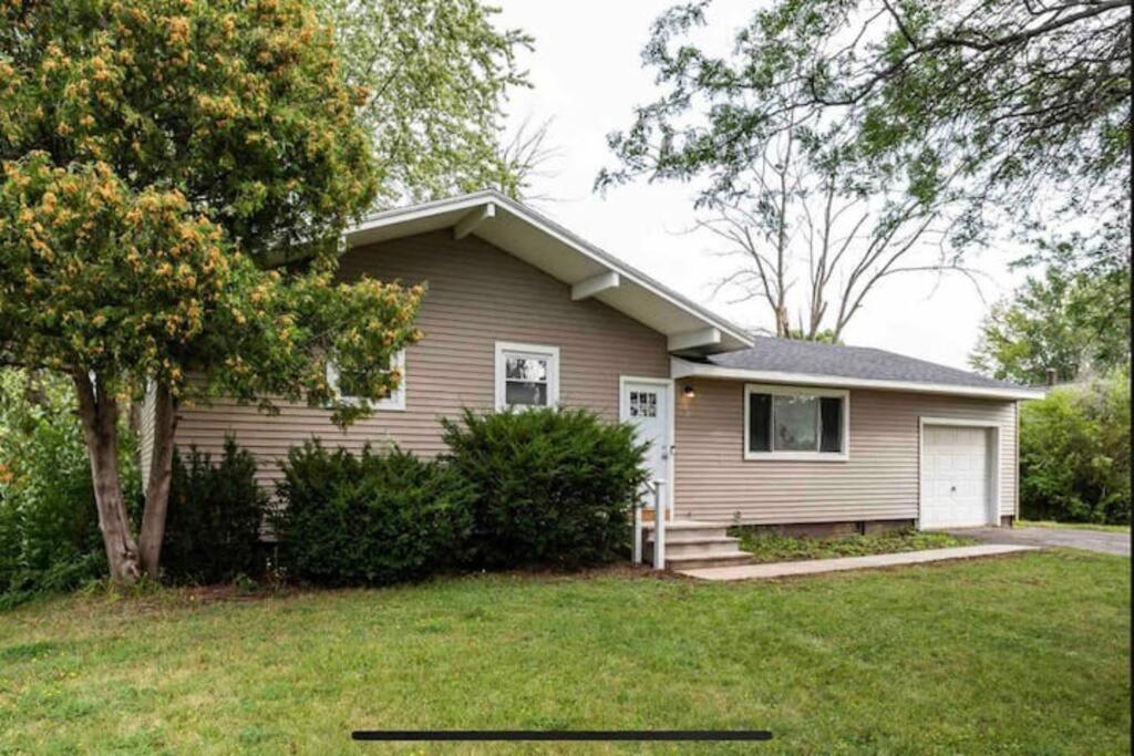 Amazing Ranch Mins Away From Airprt/Rit/Dwtn/Uofr Apartamento Rochester Exterior foto